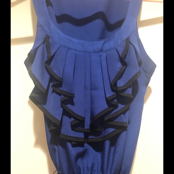 Express Dress - Picture 2 of 4